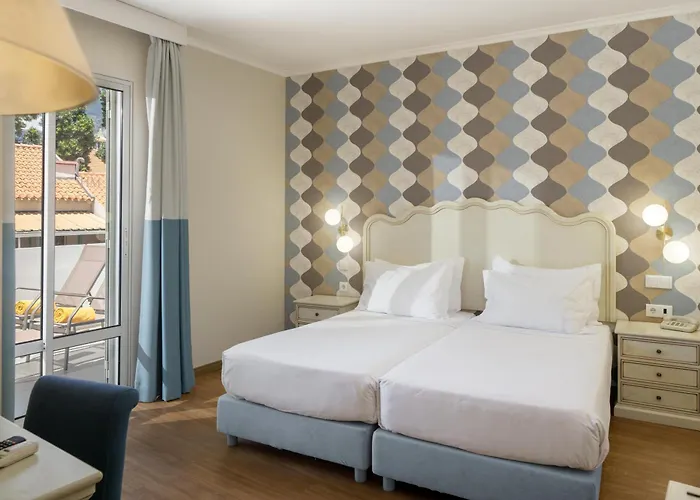 Madeira Hotell 3*