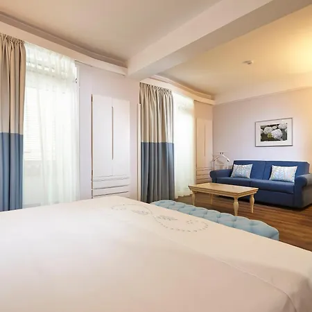 Madeira Hotel 3*